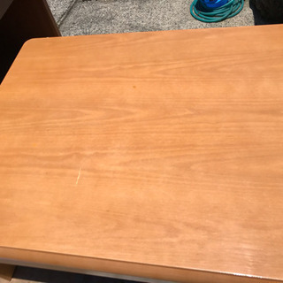 こたつテーブルの画像