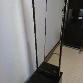鏡台(鎌倉彫り)の画像