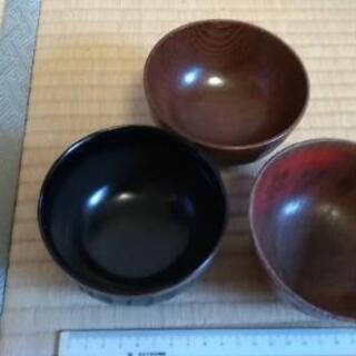 子ども用木の汁椀３つ