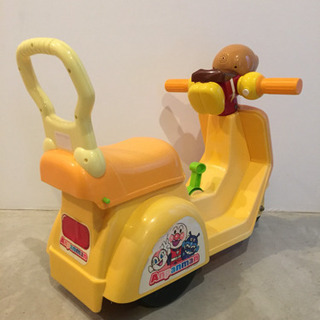 アンパンマン スクーターの画像