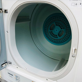 梅雨時期に入り欠かせない！東芝 衣類乾燥機 2013年 ED-60Cの画像