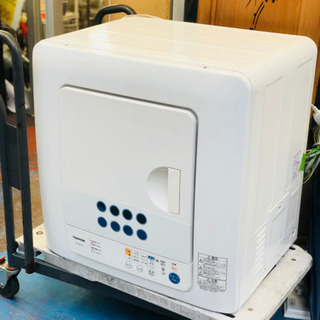 梅雨時期に入り欠かせない！東芝 衣類乾燥機 2013年 ED-60C