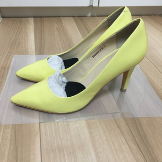 【受付終了】RANDA パンプス イエロー  エナメル ハイヒー...