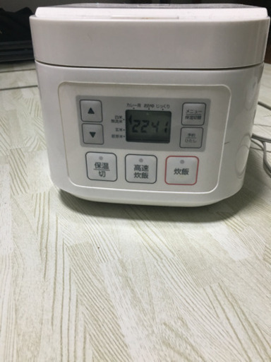 ニトリ 炊飯器