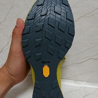 アークテリクス Norvan SL GORETEX イエローの画像