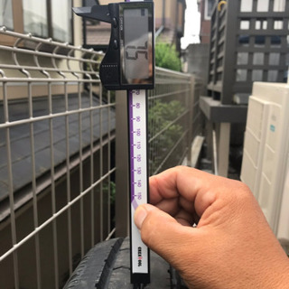 値下げ！使用期間3ヶ月！ブリジストントラックタイヤ4本の画像