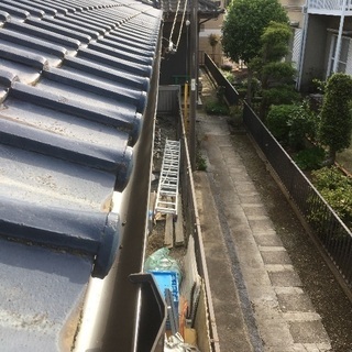 【完全無料】壊れた(歪んだ)雨樋直します。
