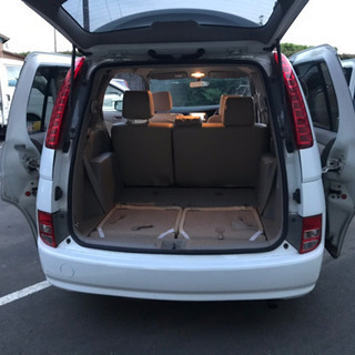 H18年式 アイシス 現状引渡し まだまだ走れます！の画像