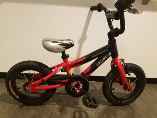 スペシャライズドの子供用自転車12インチ