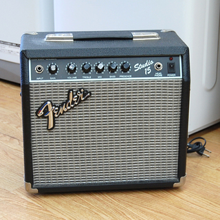 Fender/フェンダー Studio-10 ギターアンプ コン...