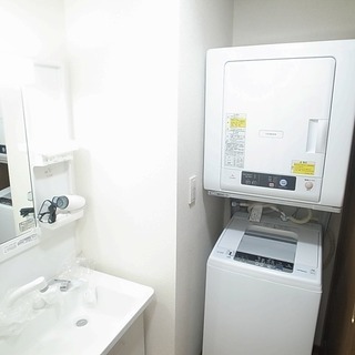 【プレザントハウス成増】「池袋駅」10分！「渋谷駅」28分！東武東上線、有楽町線、副都心線の３線利用可！駅近徒歩5分のシェアハウス − 東京都