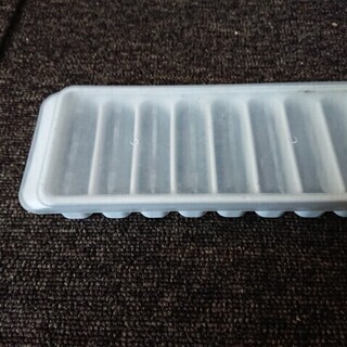 18650　リチウムイオンバッテリー 蓄電池　8個　中古品　充電OKの画像