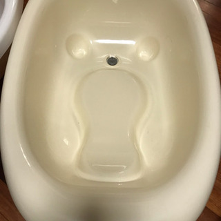 1歳ぐらい4歳まで使える赤ちゃんの湯船の画像