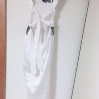 キャバドレス露出多め【中古品】の画像