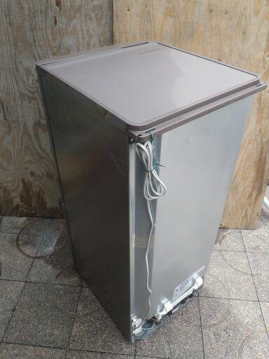 ■配達可■美品 Panasonic 138L カテキン抗菌・脱臭フィルター冷蔵庫 NR-B149W-T　2017年製