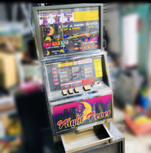 レトロ スロット ナイト フィーバー
