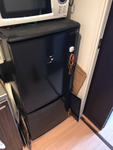 再投稿！冷蔵庫、洗濯機、電子レンジ、電気ポット等譲ります！6月中旬〜7月中で阪神西宮まで同時に取りに来れる方限定！