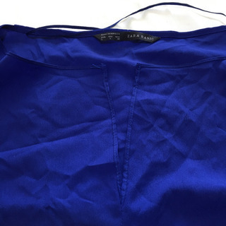 ZARA BASIC ⭐︎青⭐︎薄手トップスの画像