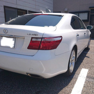 LS460 i-PKG? 白革内装 車検長の画像