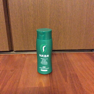 利尻ヘアカラートリートメント