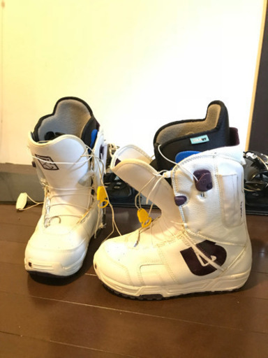 スノボセット一式 15000円  バートンブーツ、K2板ほか