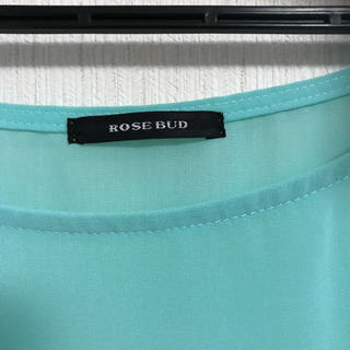 ROSE BUDカットソーの画像
