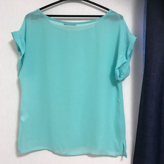 ROSE BUDカットソーの画像