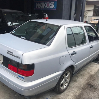 マニア必見 ！！ 平成10年式 VW ヴェント CLI 超低走行0.5万キロ台になります。の画像