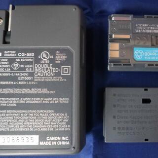 キャノン　純正バッテリーチャージャー　純正バッテリーパック３個付の画像