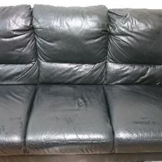 アメリカで購入した本革ソファー