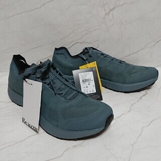 アークテリクス Norvan SL グレーの画像