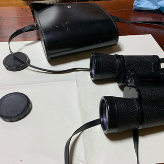 双眼鏡の画像