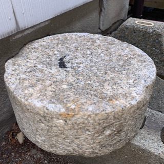 丸い漬物石