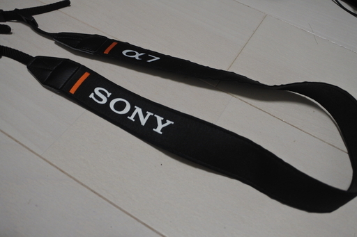 Sonyネックストラップ　α7RⅢ付属品