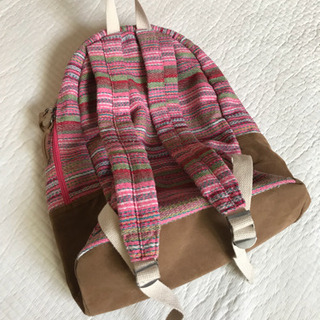 人気ブランド ROXYバックパックの画像