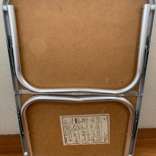 テーブル 小の画像