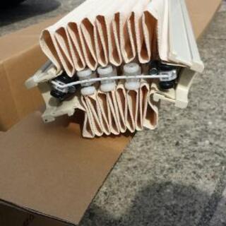 ｱｺｰﾃﾞｨｵﾝｶｰﾃﾝ新品未使用　両開きタイプの画像