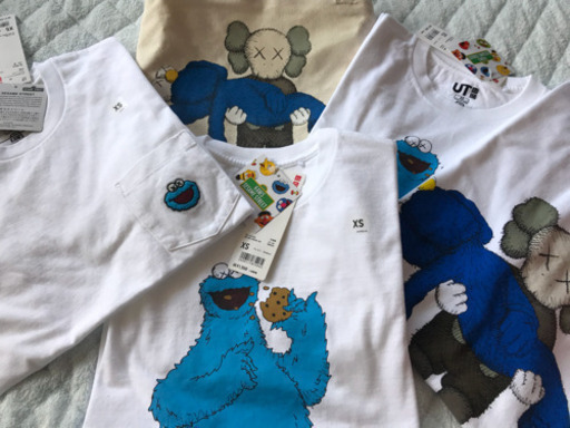 UNIQLOカウズ新品未使用