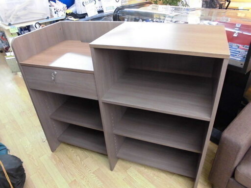 レジカウンター 受付カウンター 鍵付き引き出し付き 木製 ブラウン 120センチ幅　西岡店