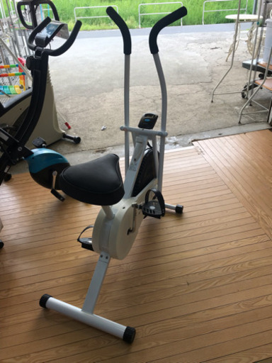 【リサイクルサービス八光　田上店　配達・設置OK】サイクルツイスタースリム アクセスジャパン