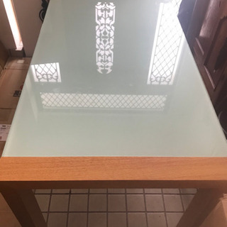 ガラス天板ダイニングテーブル美品  