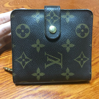 ルイヴィトン  二つ折り財布