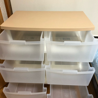 収納ボックスの画像