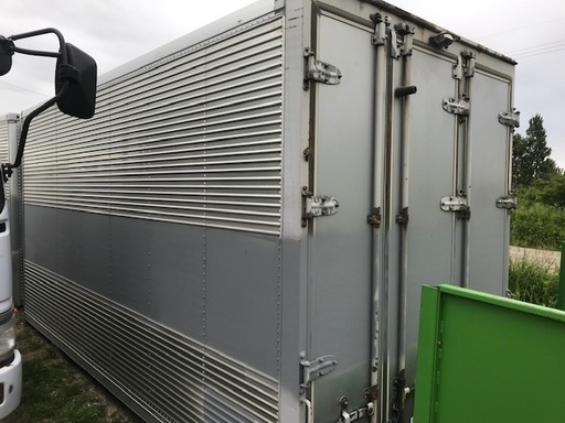 【格安】2トン箱①　コンテナ　物置　倉庫　アルミ箱　引き取り限定　北海道江別市発