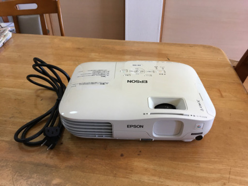 値下げ‼️プロジェクター EPSON EB-W8リモコン付き