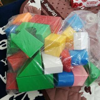 ブロック　積み木