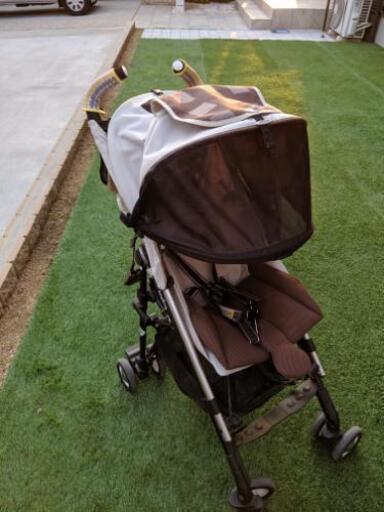 ベビーカー　アップリカ(茶色)