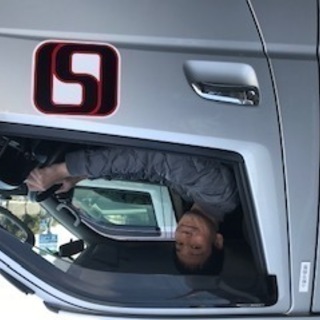 新車で業務!　ドライバー大募集(10t･4t･2t･ハイエース選択可)の画像