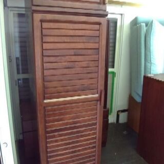 洋服ダンス無料！