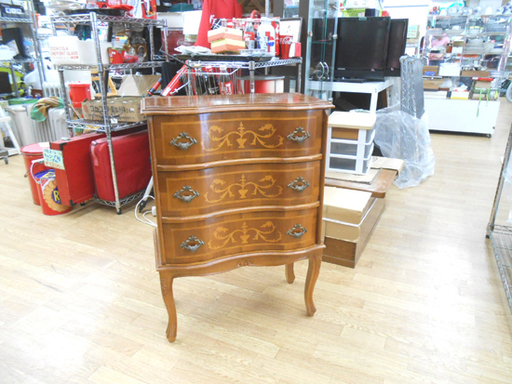 アンティーク調 チェスト 猫脚 3段 模様 幅５８cm 奥行３１cm 高さ７９cm ☆ PayPay(ペイペイ)決済可能 ☆ 札幌市 清田区 平岡